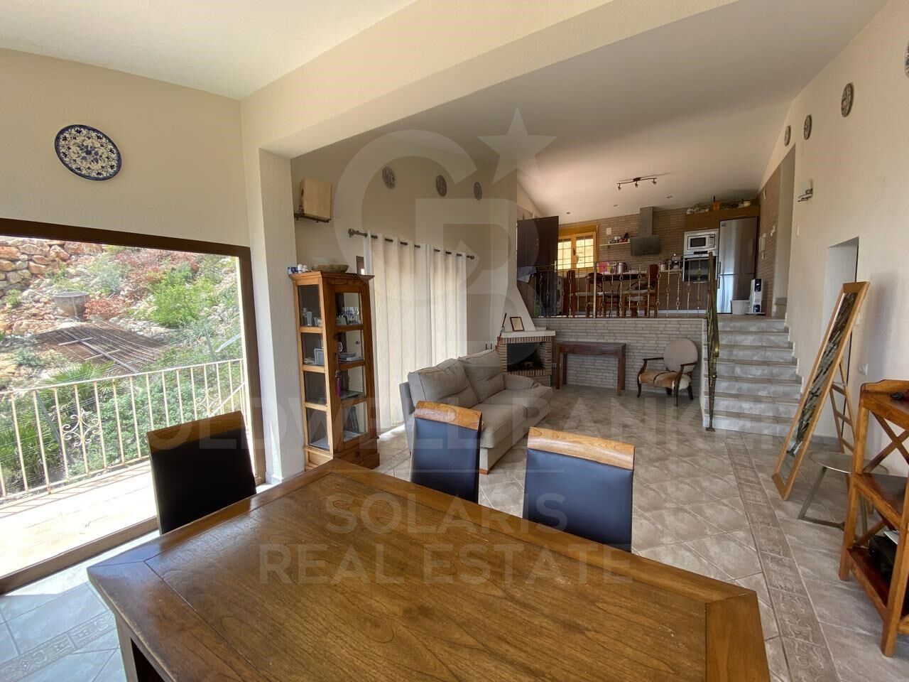 Chalet con vistas al mar en Cumbre del Sol - Disponible en venta y alquiler